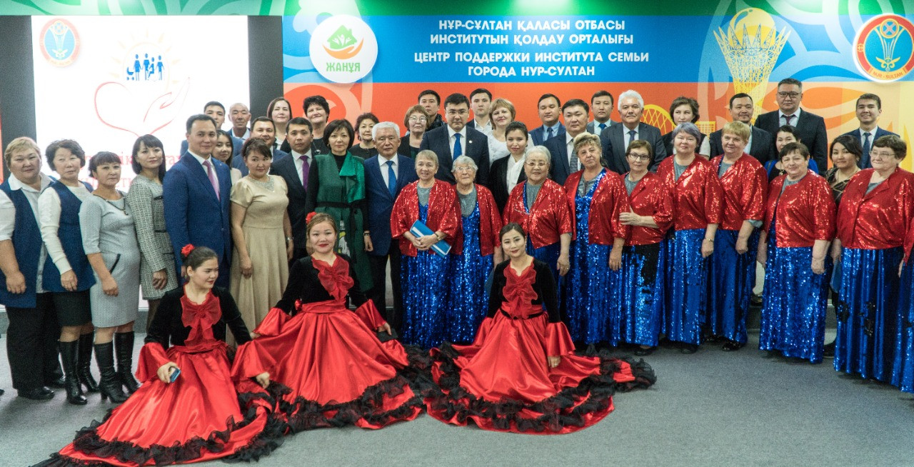 Елордада үздік әлеуметтік қызметкерлер марапатталды