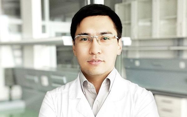 Мақсат Жабағин: Жас ғалымдар жетімсіреп жүр