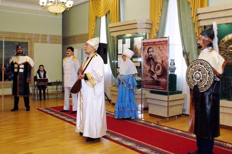 «Шоқаны бар ел – шоқтығы биік ел» атты көрме ашылды