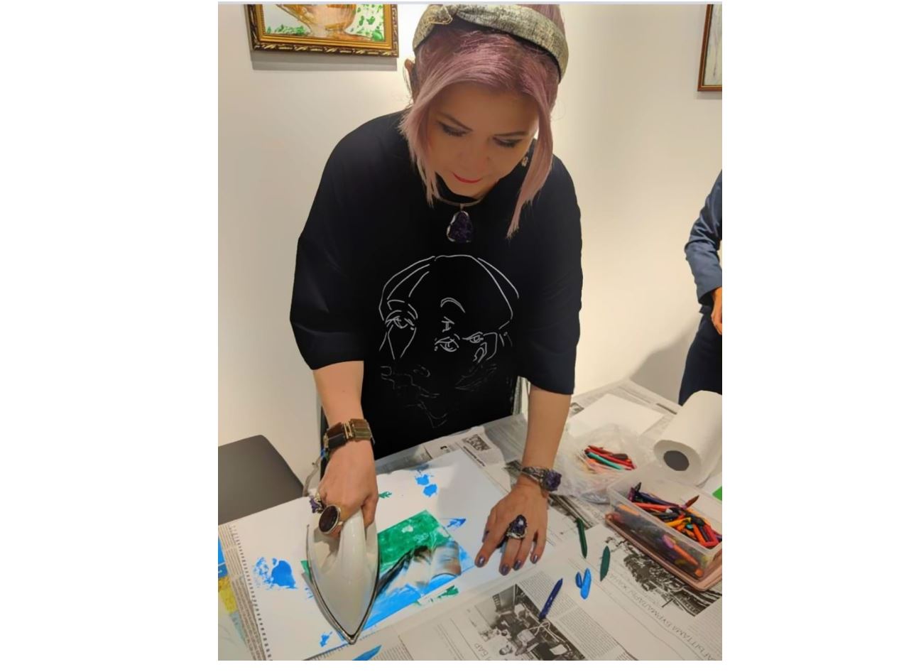 Үтікпен салынған үр суреттер