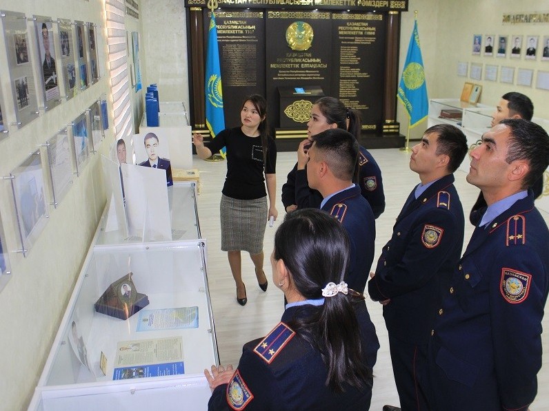 ҚАЖ қызметкерлері Полиция департаментінің мұражайына экскурсия жасады