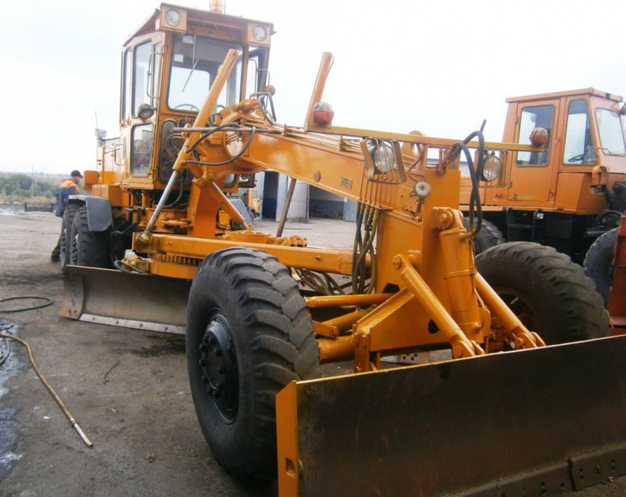 Жолдарды қысқы кезеңге дайындау жалғасуда