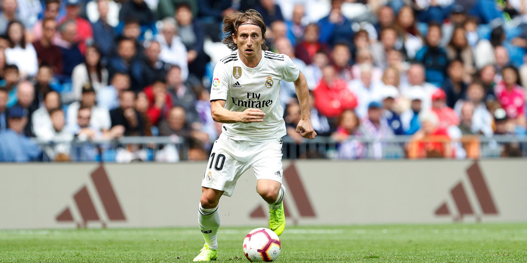 Футбол: Лука Модрич Golden Foot сыйлығын иеленді