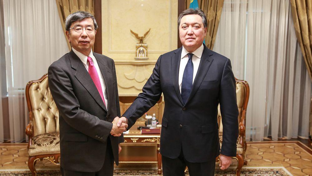 Асқар Мамин Азия даму банкінің президенті Такехико Накаомен кездесті