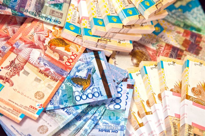 Қостанайда банкир өз банкін өзі тонап, шетелге қашты