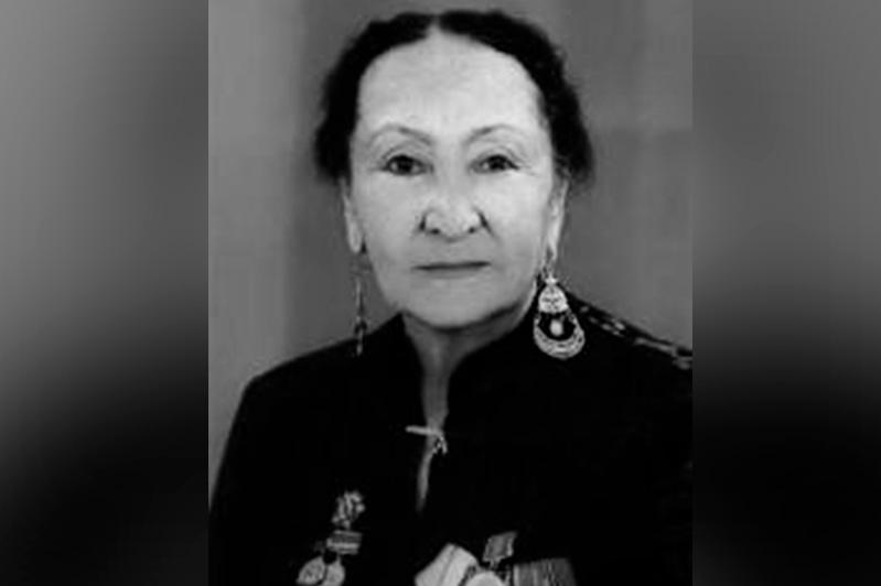 А. Райымқұлова Айша Абдуллинаның қазасына байланысты көңіл айтты