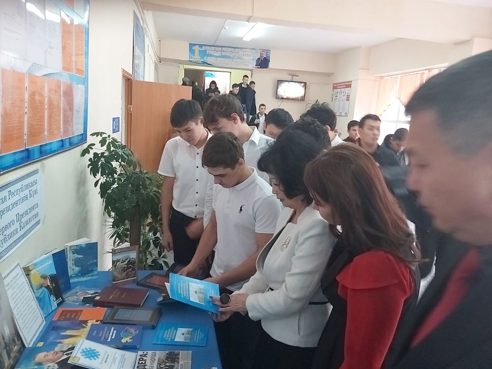 Ақтауда колледж студенттері Президент күнін атап өтті