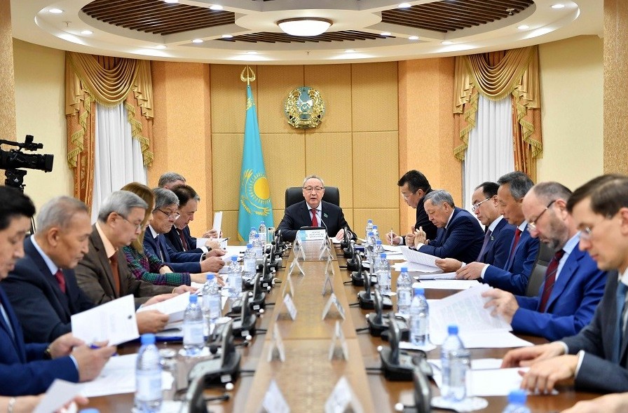 Парламент Сенатында Заң шығару процесін жетілдіру жөніндегі кеңестің алғашқы отырысы болды