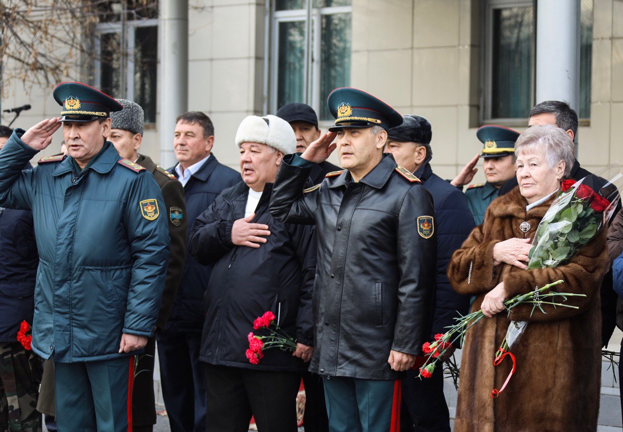 Десанттық-шабуылдау әскерлерінің бригадасы дабылмен көтерілді