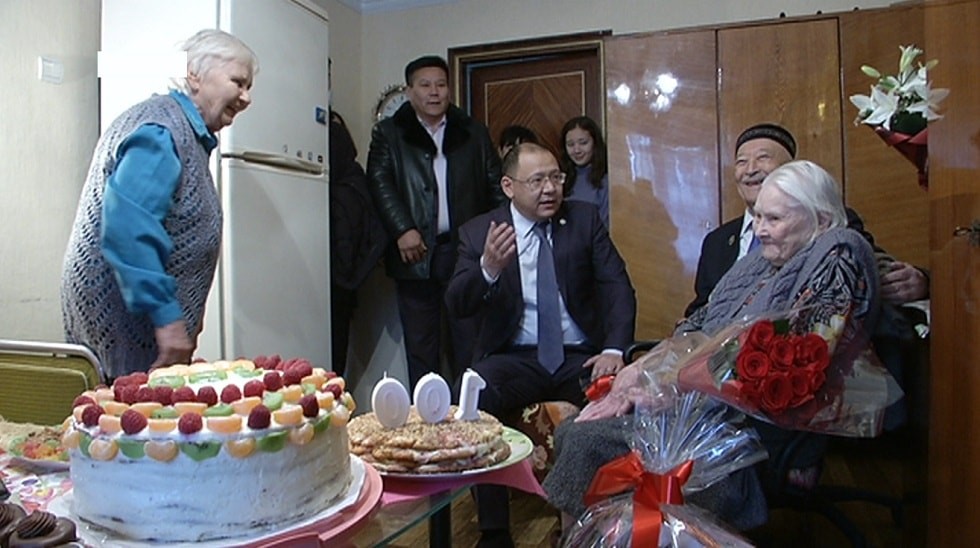 Алматылық «Еңбек ардагері» Людмила Коваль 100 жасқа толды