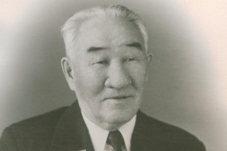 Алматыда Серке Қожамқұлов туралы деректі фильмнің тұсауы кесілді