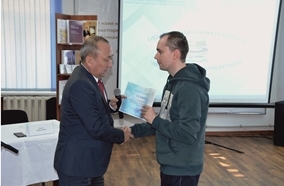 DAISY цифрлы жүйесі мен замануи құралдар зағиптардың кітап оқуын жеңілдетеді