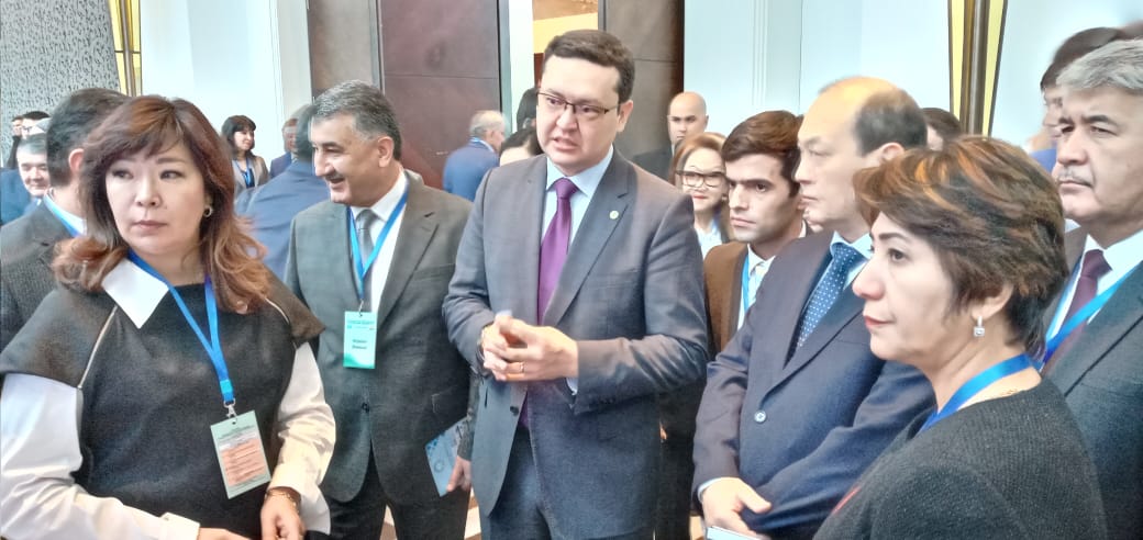 Қазақстанның жетекші онкологтары Тәжікстанда тәжірибе бөлісті