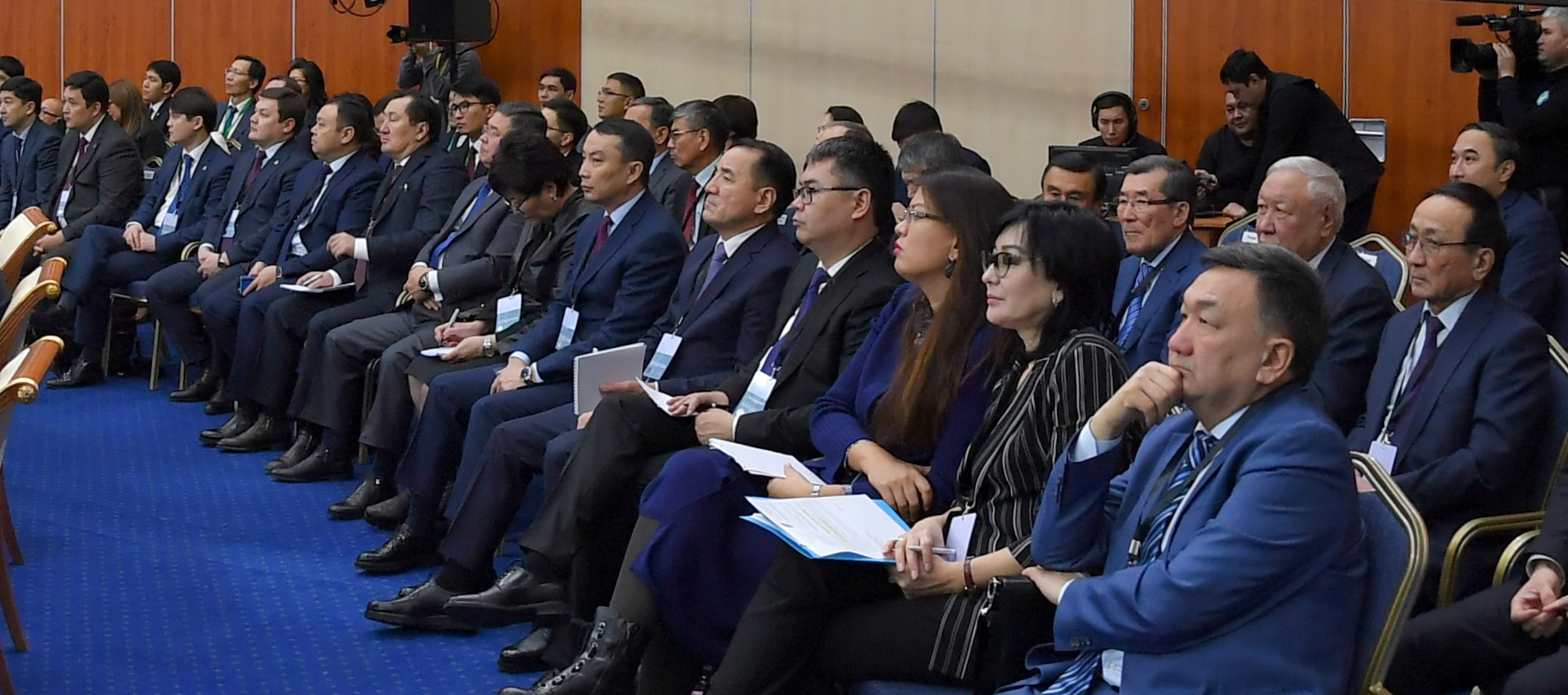 Ұлттық кеңес мүшелері не дейді?