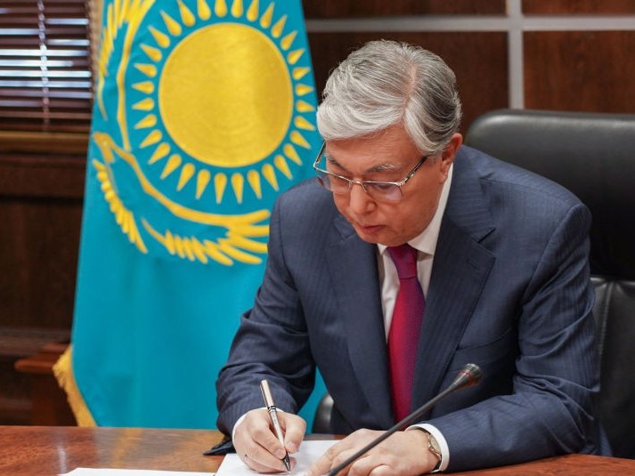 Президент бірқатар Заңға қол қойды