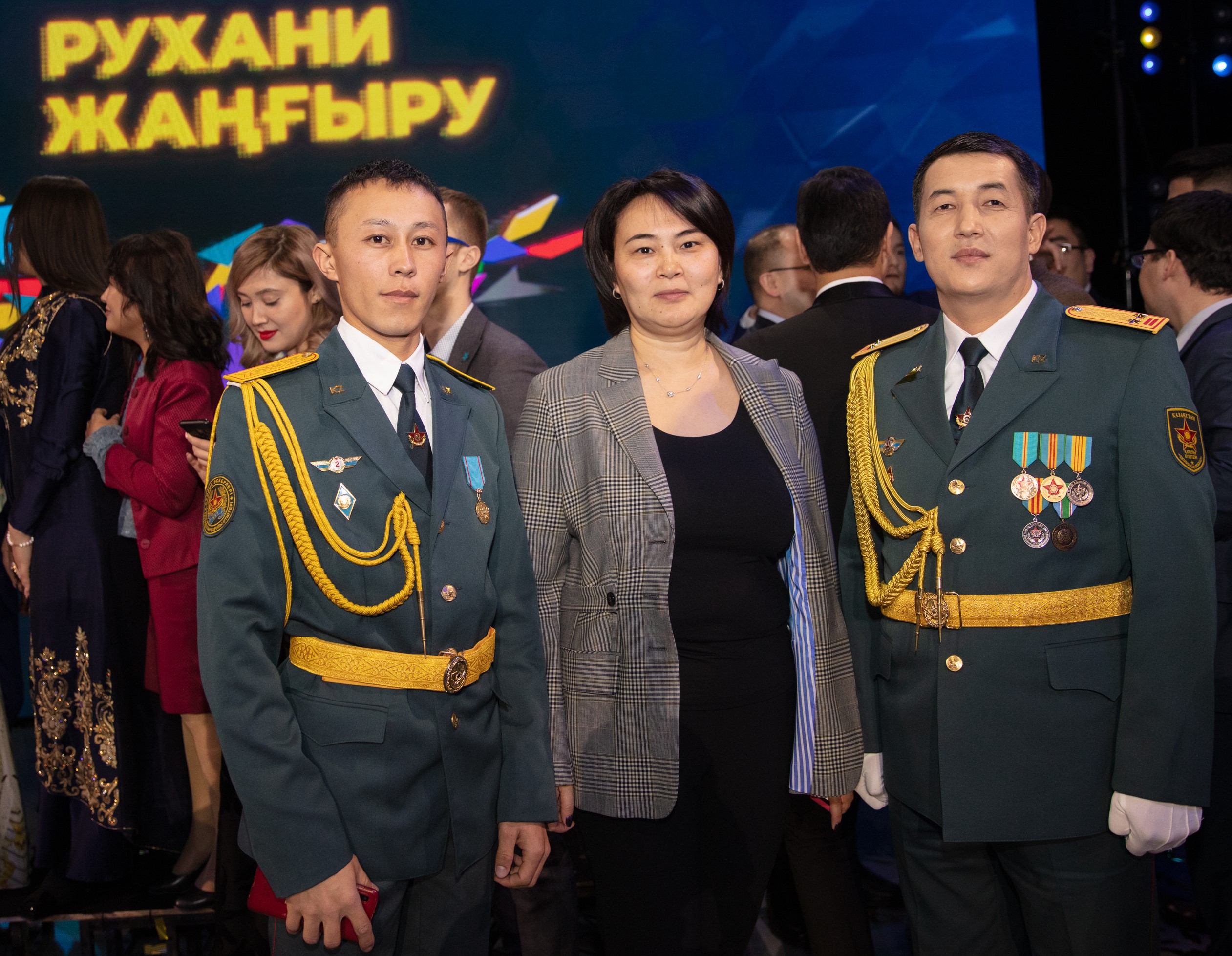 Өрттен адамдарды құтқарған  ефрейтор