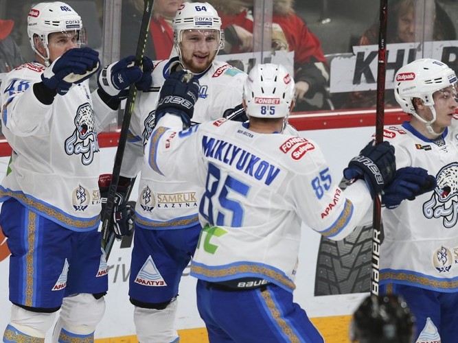 Шайбалы хоккей: «Барыс» «Нефтехимикті» ойсырата ұтты