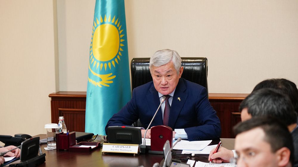 Қоғамдық ұйым  өкілдерімен кездесті