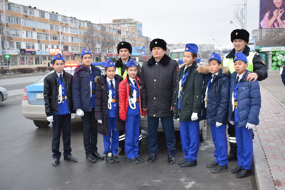 Маңғыстаулық полицейлер еріктілерді қызметке тартты