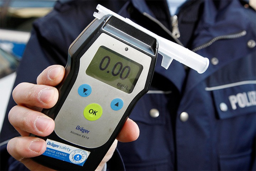 Петропавлдың сақшылары тұрғындарды болуы мүмкін жол апатынан құтқарды