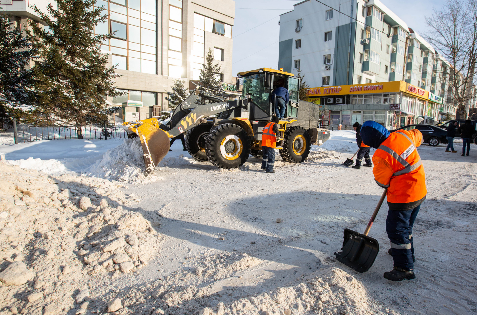 Елордада қар тазалауға 1548 жол жұмысшысы шықты