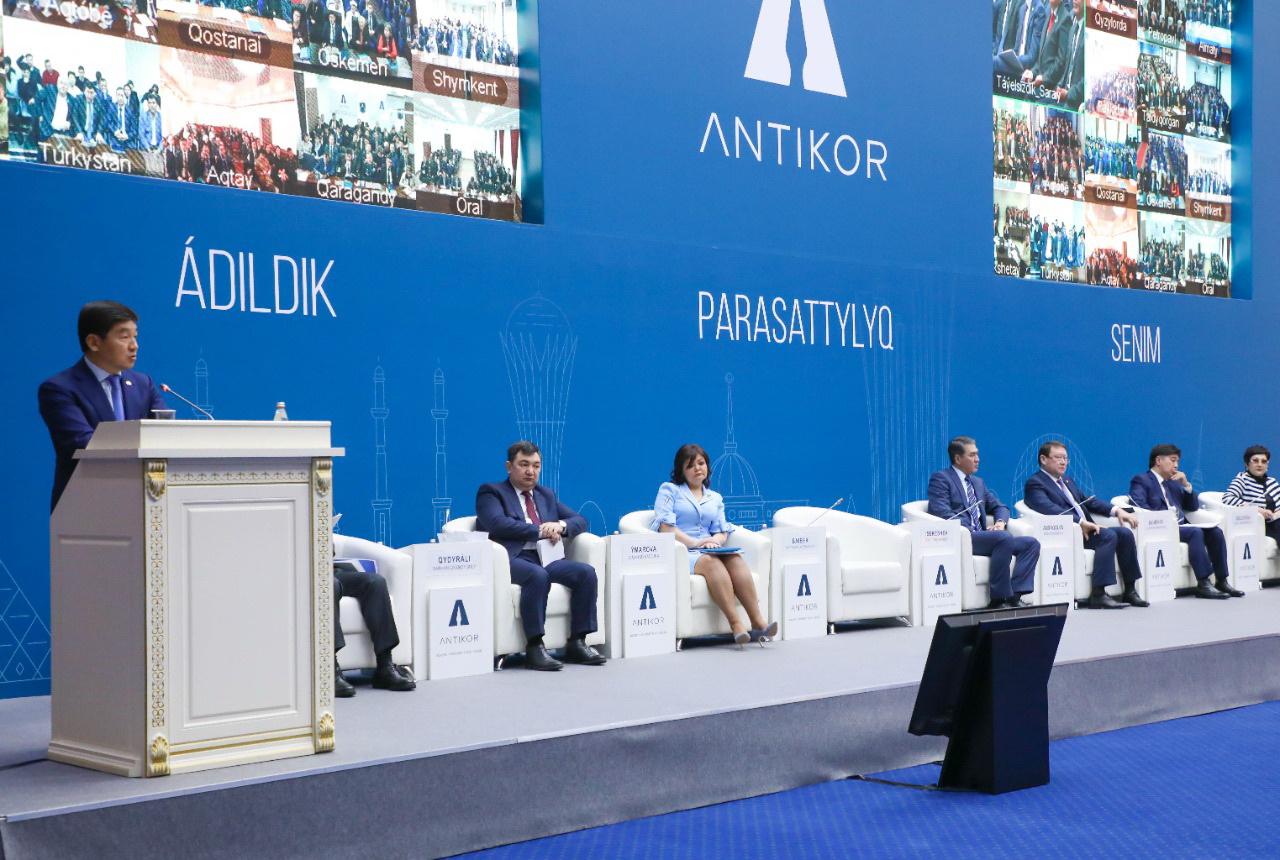 Жемқорлыққа қарсы күресте ілгерілеушілік бар