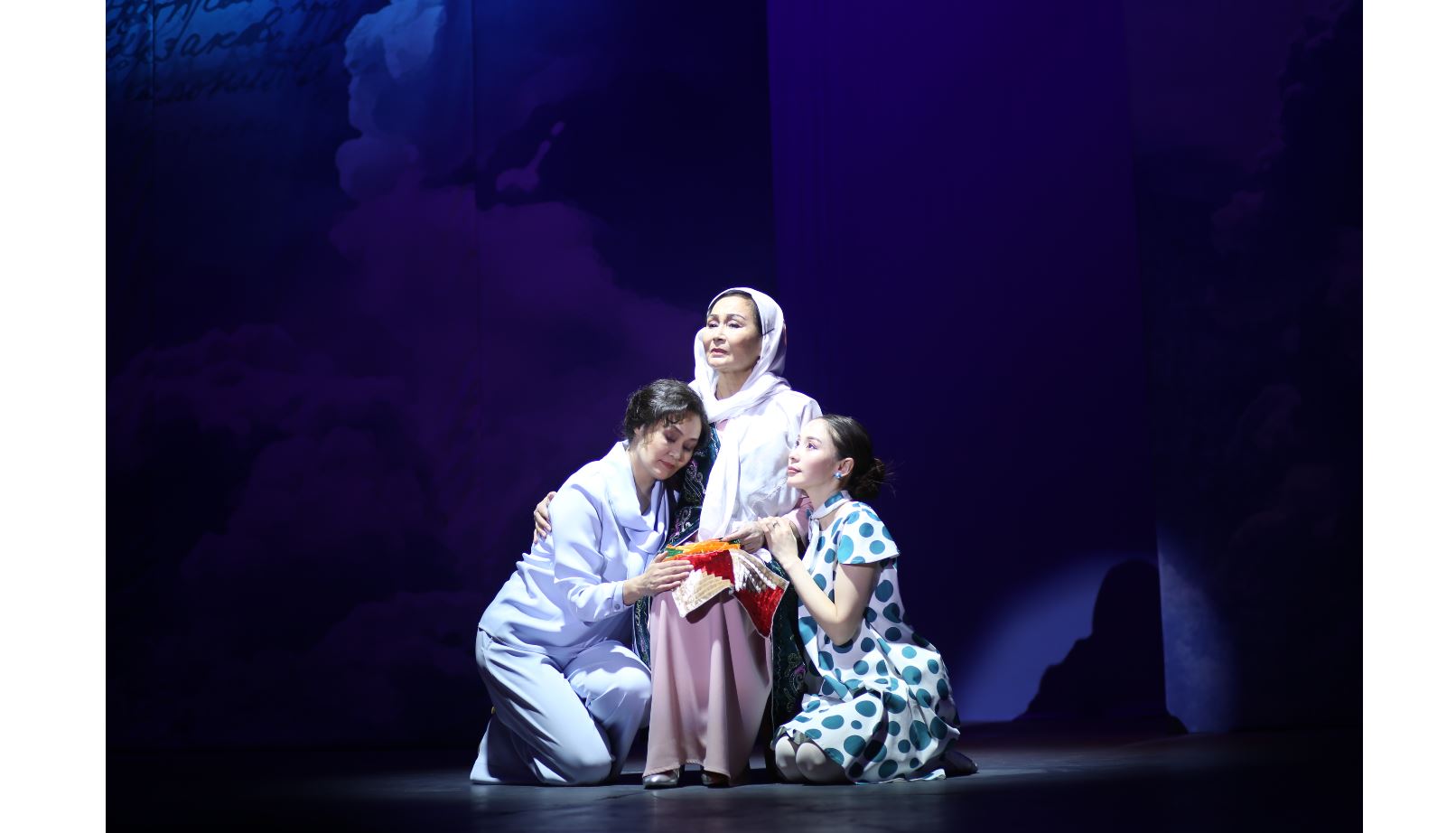 Өнермен өрілген өлең-өмір