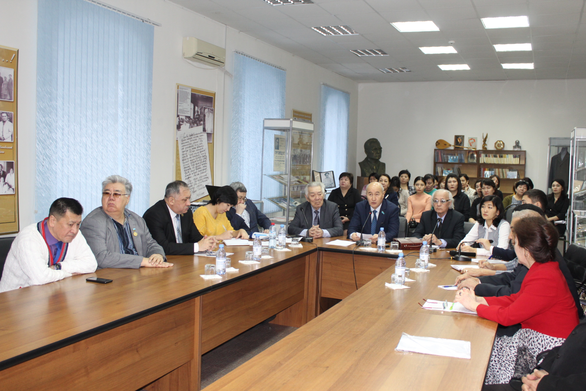 «Мен қазақпын» деп өткен Жұбан ақын