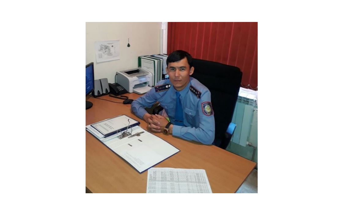 Баланы құтқарған капитан