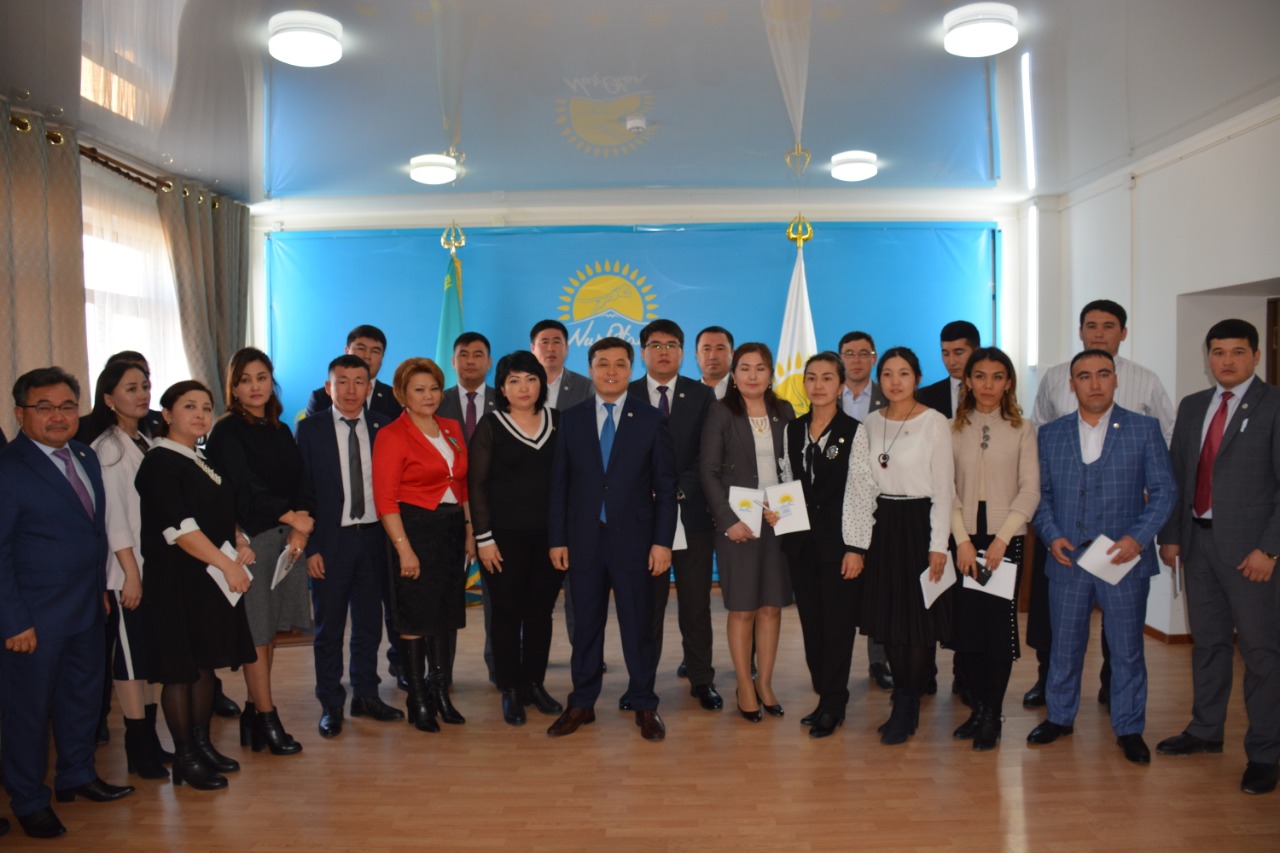 Түркістан: Партия қатарынан 8 мыңнан астам адам шығарылған