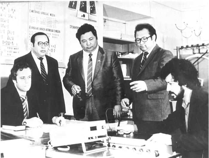 Әл-Фараби атындағы ҚазҰУ-да академик Өмірбек Жолдасбековті еске алды