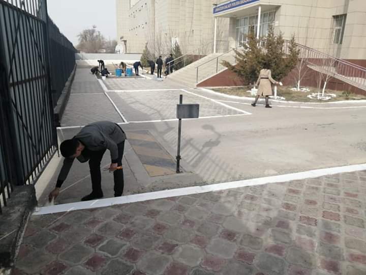 Жаңаөзендік полицейлер сенбілікке шықты