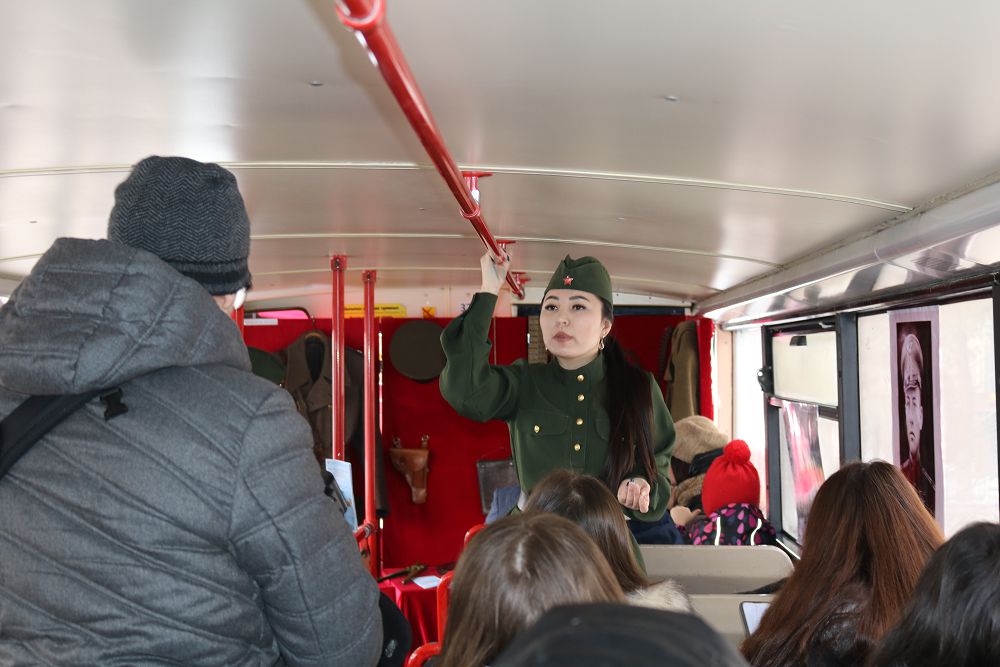 Автобус музей қызметін атқарады