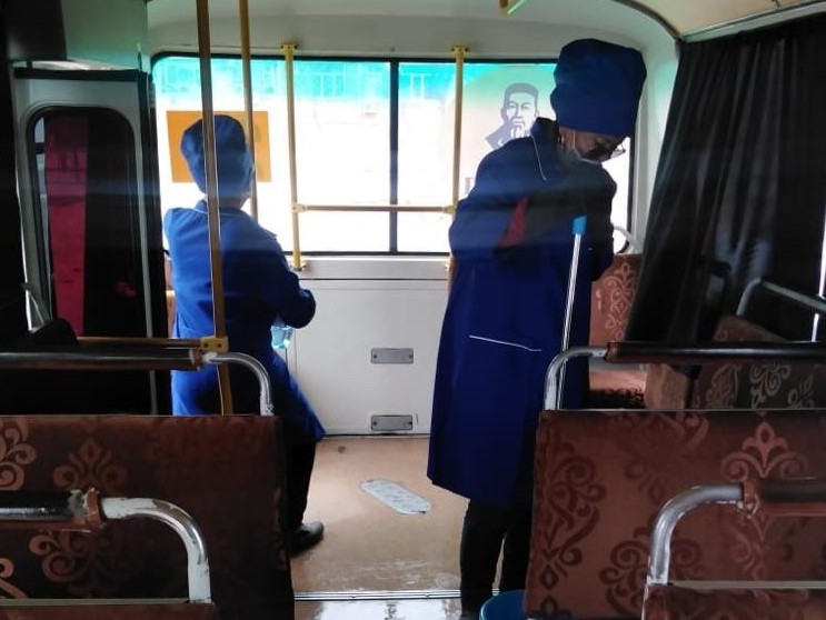 Ақтау: Қоғамдық көліктер екі сағат сайын тазаланып жатыр