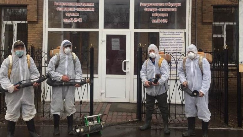 Қарулы Күштердің биологиялық қорғаныс бөлімдері Алматы мен Астананы дезинфекциялай бастады