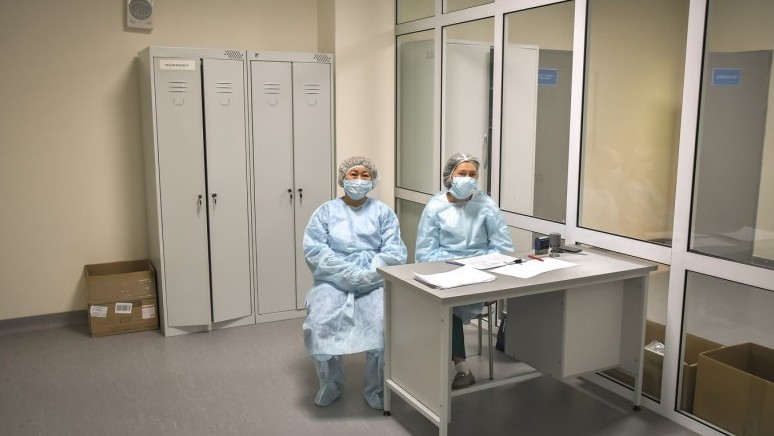 Алматы провизорлық госпиталінде 696, үйде 1108 адам карантинде отыр