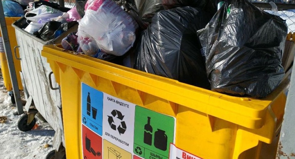 Алматыда карантиннің алғашқы күндері қоқыс көлемі ұлғайған