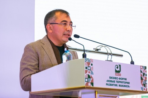 Меценант Серік Толықбаев 200 млн теңге аударды