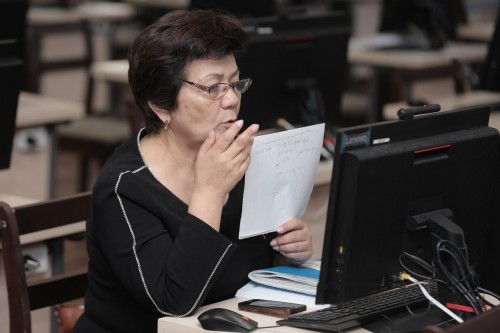 «Қашықтан оқыту» немесе «Қашықтықтан оқыту» қайсысы дұрыс?