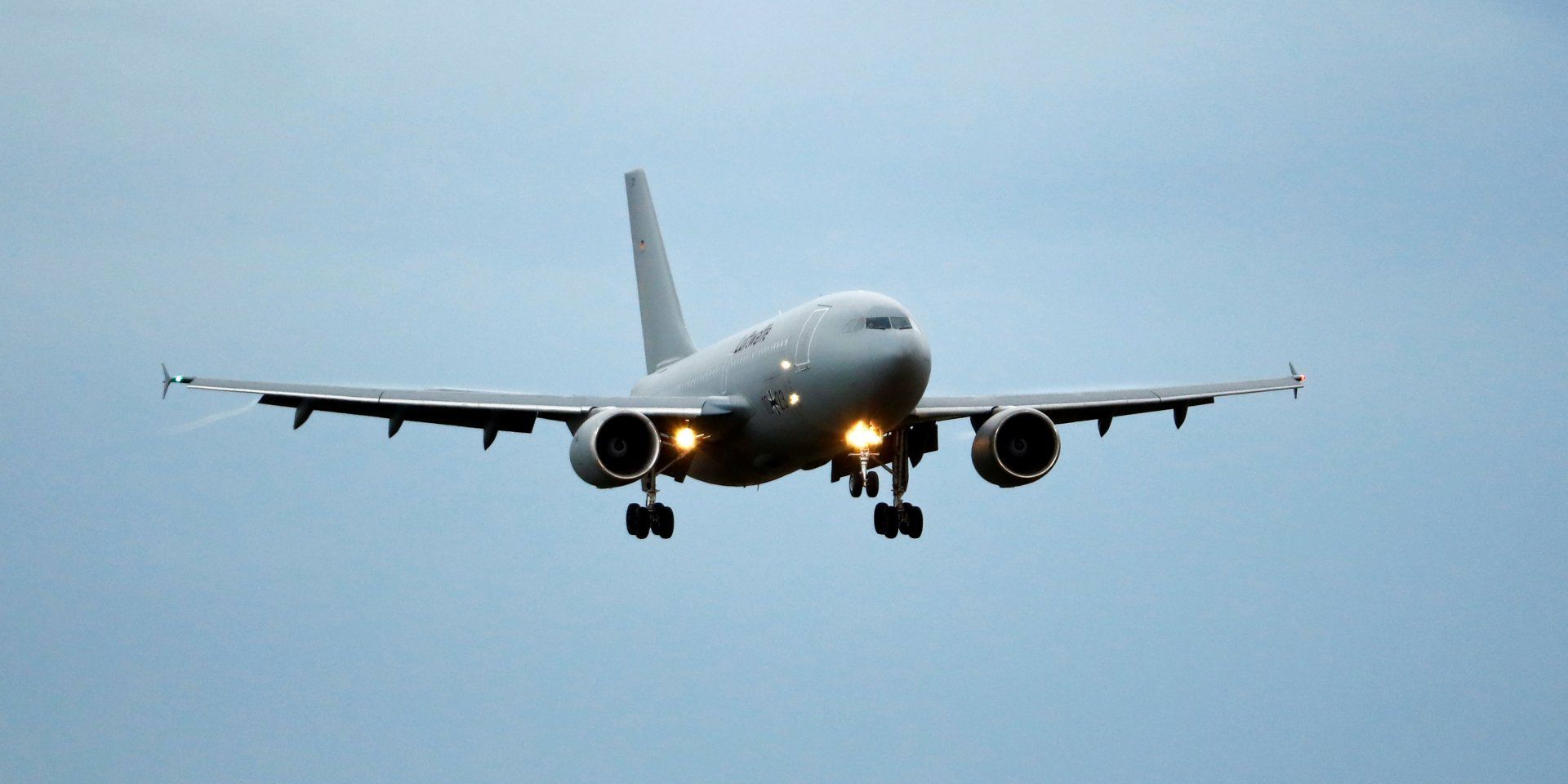 Түнде Мысырдан ұшып келген әйелден індет табылды