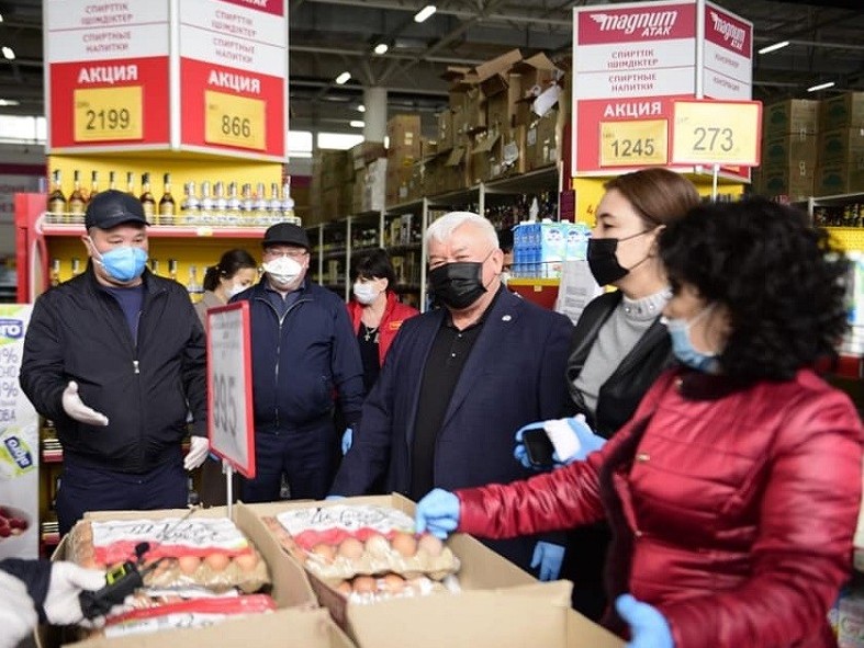 Шымкент: Партия филиалы жанынан құрылған арнайы топ сақтық шараларын қадағалауда