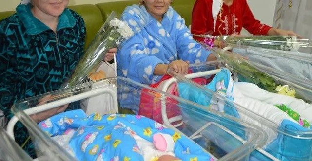 Ақтау: Наурыз мерекесінде екі егіз өмірге келді