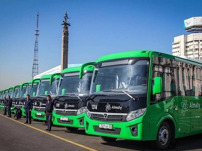 Алматыда автобустар мен метро кешкі 19:00-ге дейін ғана жүретін болды