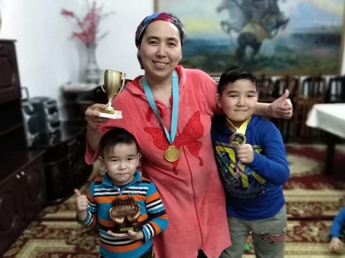 Қызылордалық оқушылар челленджге қолдау танытты