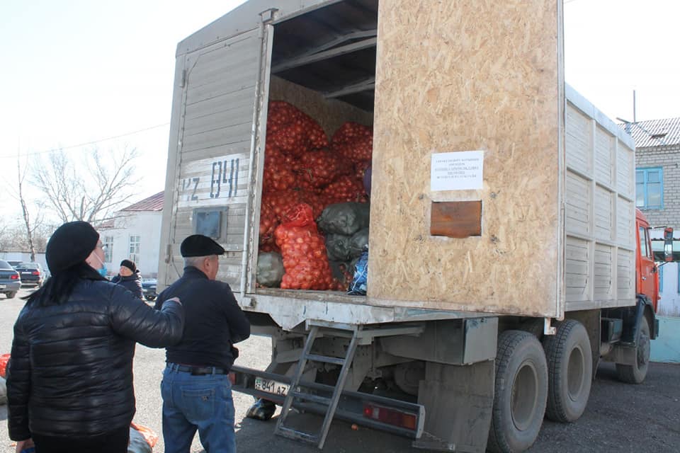 Абай ауданына 10 тонна көкөніс жеткізілді