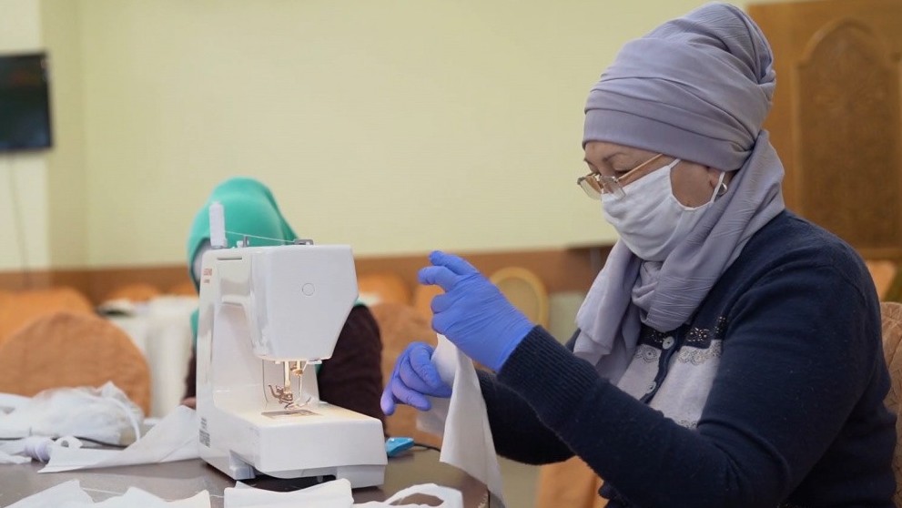 Түркістан: Мұғалімдер үлесі – 91 878 медициналық бетперде