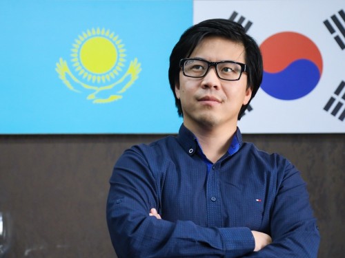 Үйден шықпай қазақша үйрен