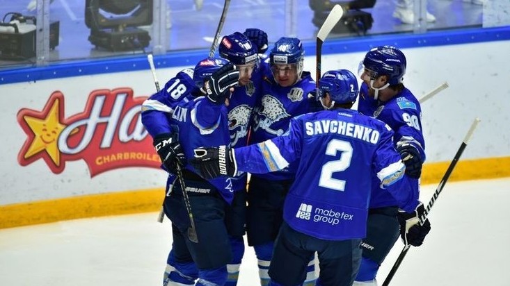 Хоккей: Онлайн доданың үшінші матчы басталды