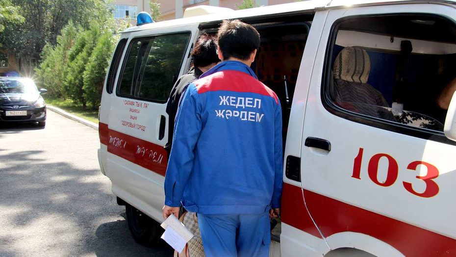 Маңғыстау: «Маңғыстаумұнайгаз» компаниясы жедел жәрдем қызметіне екі автокөлік бөлді