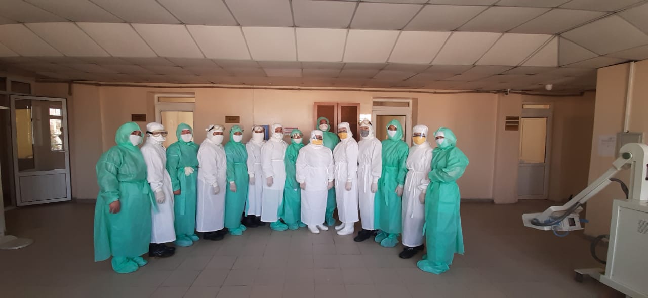 Түркістан: 400-ге жуық медицина қызметкері қауіп-қатердің ортасында жүр